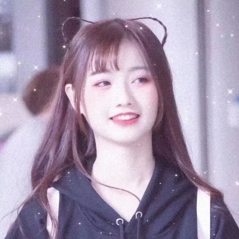 公寓里的两个女人